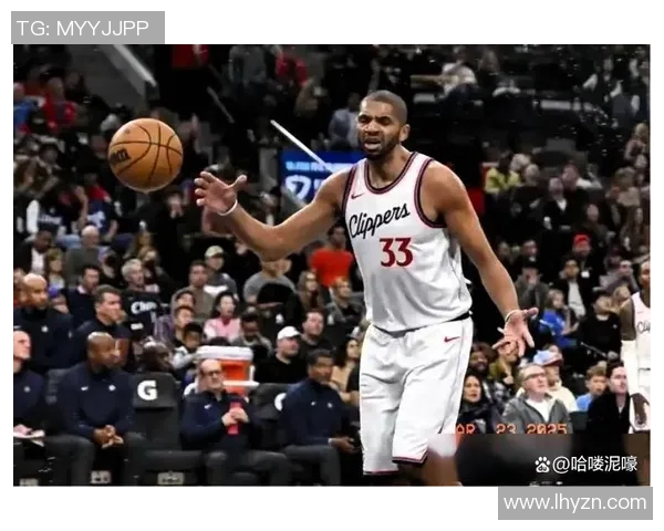 2011年NBA季后赛首轮快船与灰熊第一场激战回顾与精彩瞬间分析 2011年NBA季后赛首轮快船与灰熊第一场激战回顾与精彩瞬间分析